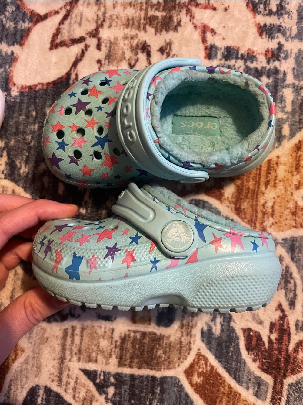 CROCS Kids Star-Print Fuzzy-Lined Clogs in Light Blue